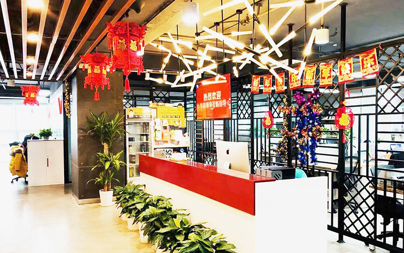 熱烈慶卓品集團(tuán)裝修工程竣工大吉